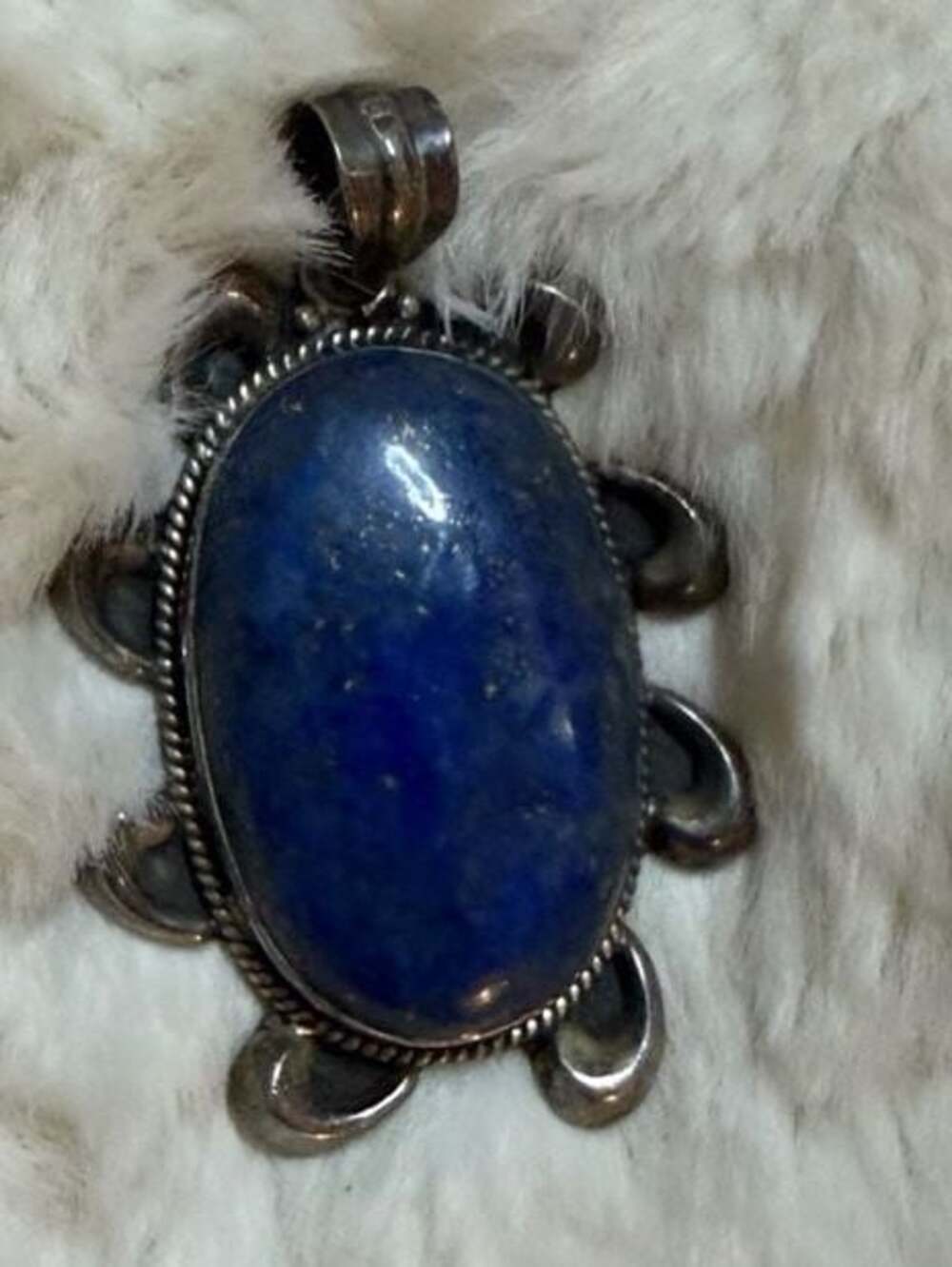 Vintage Sterling Silver Lapis Lazuli Oval Scalloped Edged Pendant
